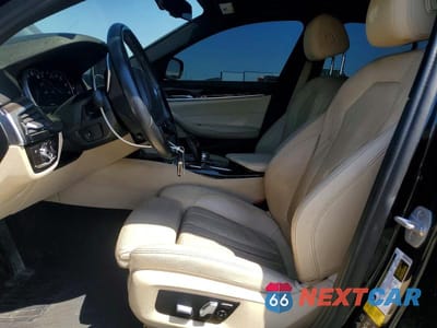 Zdjęcie 7 z 12 samochodu: 2017 BMW 530 XI VIN:WBAJA7C38HG906929 - miniatura