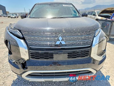 Piąte zdjęcie samochodu w środku: 2024 MITSUBISHI OUTLANDER SE VIN:JA4J3VA88RZ062469 - miniatura