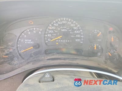 Zdjęcie 9 z 12 samochodu: 2007 CHEVROLET SILVERADO K2500 HEAVY DUTY VIN:1GCHK29U97E147753 - miniatura