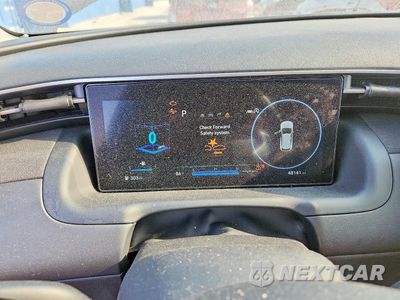 Zdjęcie 9 z 13 samochodu: 2023 HYUNDAI TUCSON LIMITED VIN:5NMJECAE3PH164726 - miniatura