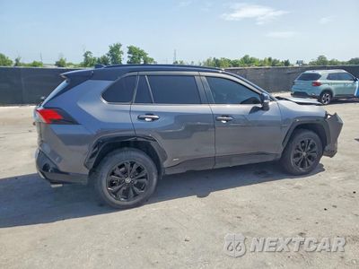 Trzecie zdjęcie samochodu z tyłu: 2022 TOYOTA RAV4 XSE VIN:JTME6RFV1ND527508 - miniatura