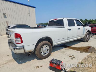 Trzecie zdjęcie samochodu z tyłu: 2024 RAM 2500 TRADESMAN VIN:3C6UR4HL7RG416348 - miniatura