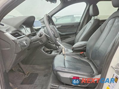Zdjęcie 7 z 13 samochodu: 2021 BMW X1 XDRIVE28I VIN:WBXJG9C06M5S54128 - miniatura