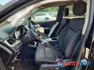 Zdjęcie 7 z 13 samochodu: 2020 DODGE JOURNEY SE VIN:3C4PDCAB9LT261378 - miniatura