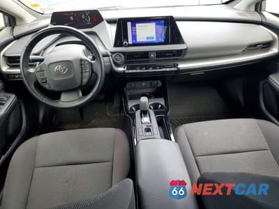 Zdjęcie 8 z 13 samochodu: 2023 TOYOTA PRIUS LE VIN:JTDACAAU6P3007286 - miniatura