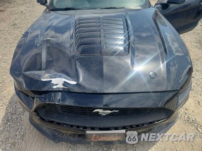 Zdjęcie 11 z 12 samochodu: 2018 FORD MUSTANG VIN:1FATP8UH7J5125076 - miniatura