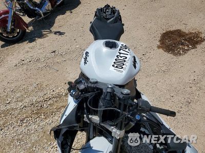 Piąte zdjęcie samochodu w środku: 2021 KAWASAKI ZX636 K VIN:JKBZXJH1XMA008246 - miniatura