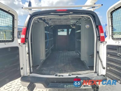 Zdjęcie 10 z 14 samochodu: 2021 GMC SAVANA G2500 VIN:1GTW7AFP3M1307159 - miniatura