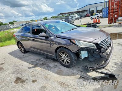 Czwarte zdjęcie samochodu z boku: 2017 HYUNDAI SONATA SE VIN:5NPE24AF5HH518291 - miniatura