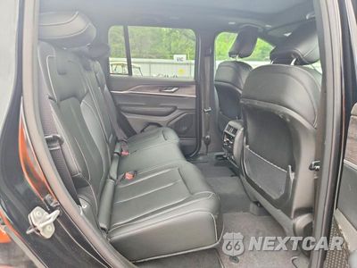 Zdjęcie 11 z 14 samochodu: 2025 JEEP GRAND CHEROKEE SPORT VIN:1C4RJHBGXSC328380 - miniatura