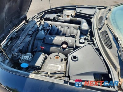 Zdjęcie 11 z 12 samochodu: 1999 JAGUAR XK8 VIN:SAJGX204XXC041884 - miniatura