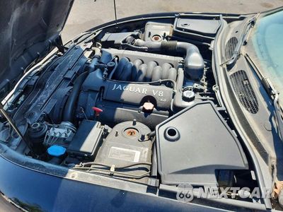 Zdjęcie 11 z 12 samochodu: 1999 JAGUAR XK8 VIN:SAJGX204XXC041884 - miniatura