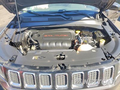 Zdjęcie 12 z 13 samochodu: 2018 JEEP COMPASS SPORT VIN:3C4NJCAB4JT420692 - miniatura