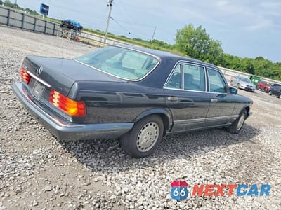 Trzecie zdjęcie samochodu z tyłu: 1991 MERCEDES-BENZ 300 SEL VIN:WDBCA25D0MA566742 - miniatura