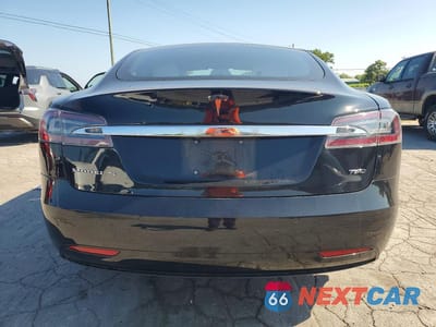 Zdjęcie 6 z 12 samochodu: 2018 TESLA MODEL S VIN:5YJSA1E25JF243151 - miniatura