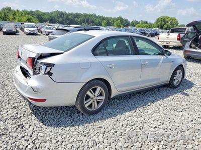 Trzecie zdjęcie samochodu z tyłu: 2013 VOLKSWAGEN JETTA HYBRID VIN:3VW637AJ6DM269864 - miniatura