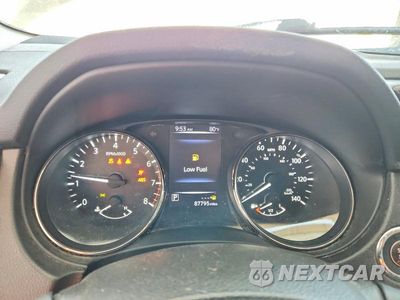 Zdjęcie 9 z 13 samochodu: 2017 NISSAN ROGUE SPORT SV VIN:JN1BJ1CP7HW021699 - miniatura