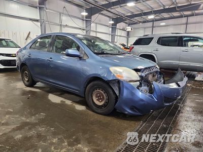 Czwarte zdjęcie samochodu z boku: 2012 TOYOTA YARIS FLEET VIN:JTDBT4K38CL016979 - miniatura