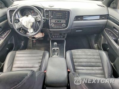 Zdjęcie 8 z 13 samochodu: 2019 MITSUBISHI OUTLANDER SE VIN:JA4AZ3A33KZ025729 - miniatura