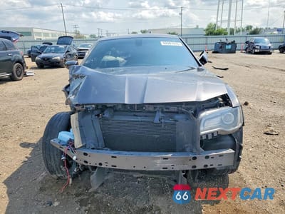 Piąte zdjęcie samochodu w środku: 2023 CHRYSLER 300 S VIN:2C3CCABG5PH585267 - miniatura
