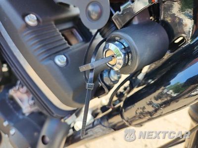 Zdjęcie 8 z 9 samochodu: 2020 HARLEY-DAVIDSON XL883 N VIN:1HD4LE219LB417717 - miniatura