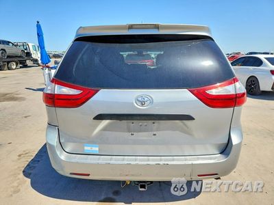 Zdjęcie 6 z 13 samochodu: 2019 TOYOTA SIENNA L 7-PASSENGER VIN:5TDZZ3DC5KS976651 - miniatura