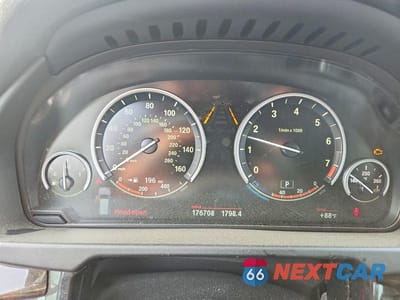 Zdjęcie 9 z 13 samochodu: 2016 BMW X5 XDRIVE35I VIN:5UXKR0C59G0S92312 - miniatura