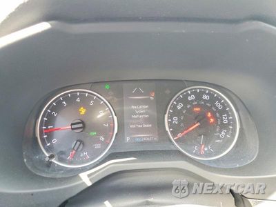 Zdjęcie 9 z 13 samochodu: 2019 TOYOTA RAV4 XLE VIN:JTMP1RFV9KD025364 - miniatura