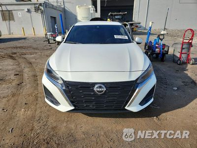 Piąte zdjęcie samochodu w środku: 2023 NISSAN ALTIMA S VIN:1N4BL4BV0PN326416 - miniatura