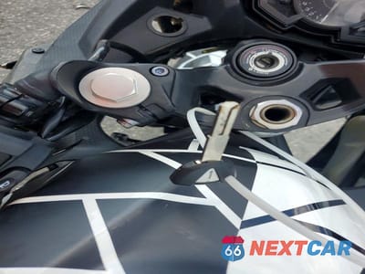 Zdjęcie 8 z 9 samochodu: 2023 KAWASAKI EX400 VIN:JKAEXKH11PDAR1922 - miniatura