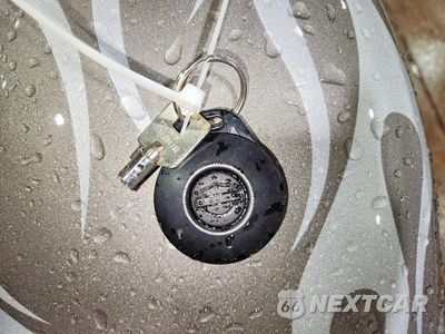 Zdjęcie 8 z 10 samochodu: 2006 HARLEY-DAVIDSON VRSCA VIN:1HD1HAZ1X6K806695 - miniatura