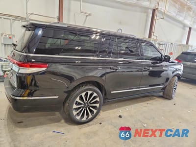 Trzecie zdjęcie samochodu z tyłu: 2022 LINCOLN NAVIGATOR L RESERVE VIN:5LMJJ3LT6NEL15087 - miniatura