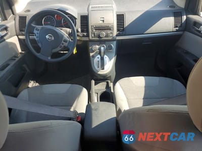 Zdjęcie 8 z 13 samochodu: 2011 NISSAN SENTRA 2.0 VIN:3N1AB6AP5BL676711 - miniatura