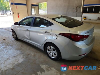 Drugie zdjęcie samochodu z przodu: 2016 HYUNDAI ELANTRA SE VIN:5NPDH4AEXGH670809 - miniatura
