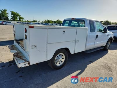 Trzecie zdjęcie samochodu z tyłu: 1999 FORD F250 SUPER DUTY VIN:1FDNX20L5XEE79452 - miniatura