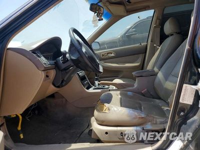 Zdjęcie 7 z 12 samochodu: 1996 HONDA ACCORD EX VIN:1HGCD556XTA178736 - miniatura