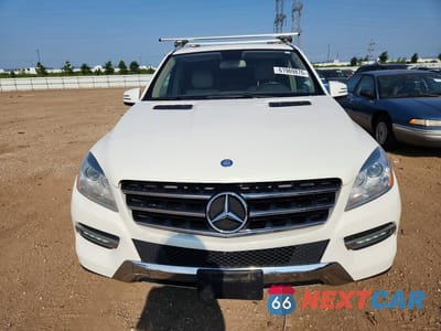 Piąte zdjęcie samochodu w środku: 2013 MERCEDES-BENZ ML 350 4MATIC VIN:4JGDA5HB8DA159684 - miniatura