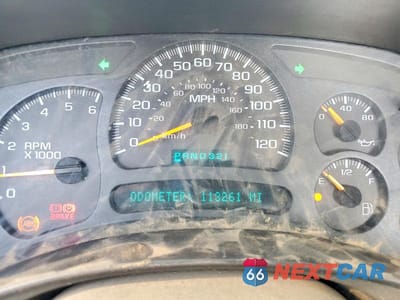 Zdjęcie 9 z 12 samochodu: 2004 GMC NEW SIERRA C3500 VIN:1GDJC34U24E285170 - miniatura