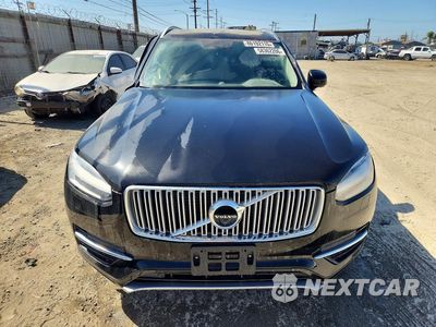 Piąte zdjęcie samochodu w środku: 2018 VOLVO XC90 T6 VIN:YV4A22PLXJ1341330 - miniatura