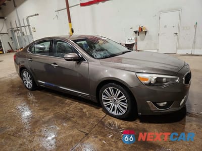 Czwarte zdjęcie samochodu z boku: 2015 KIA CADENZA PREMIUM VIN:KNALN4D72F5169295 - miniatura