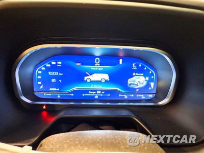 Zdjęcie 9 z 13 samochodu: 2023 CHEVROLET TAHOE K1500 Z71 VIN:1GNSKPKL4PR352112 - miniatura