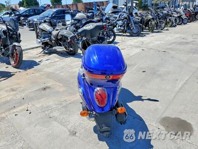Czwarte zdjęcie samochodu z boku: 2008 LANCE SCOOTER VIN:L5YTCKPA181206991 - miniatura