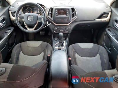 Zdjęcie 8 z 13 samochodu: 2014 JEEP CHEROKEE LATITUDE VIN:1C4PJMCS8EW321336 - miniatura