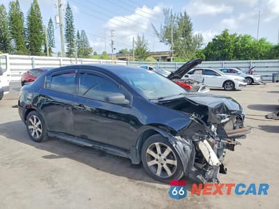 Czwarte zdjęcie samochodu z boku: 2012 NISSAN SENTRA 2.0 VIN:3N1AB6AP8CL645163 - miniatura