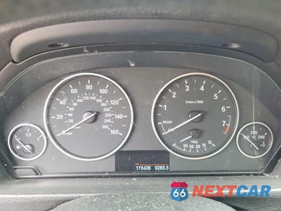 Zdjęcie 9 z 12 samochodu: 2015 BMW 328 I VIN:WBA3A5G57FNS82932 - miniatura