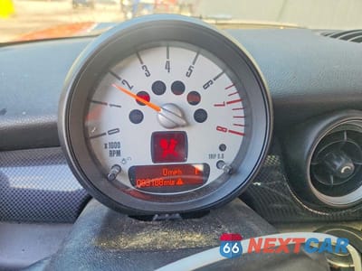 Zdjęcie 9 z 12 samochodu: 2013 MINI COOPER S VIN:WMWSV3C53DT390533 - miniatura