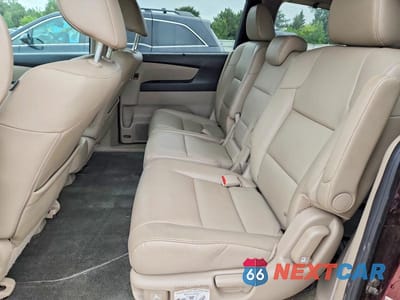 Zdjęcie 11 z 13 samochodu: 2015 HONDA ODYSSEY EXL VIN:5FNRL5H67FB044401 - miniatura