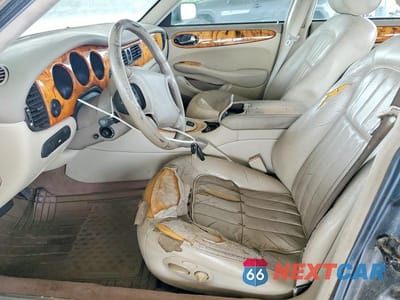 Zdjęcie 7 z 12 samochodu: 2000 JAGUAR XJ8 VIN:SAJDA14C1YLF13765 - miniatura
