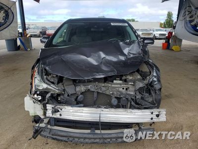 Piąte zdjęcie samochodu w środku: 2017 TOYOTA PRIUS TWO VIN:JTDKBRFU7H3548735 - miniatura