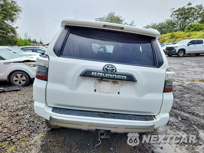 Zdjęcie 6 z 13 samochodu: 2018 TOYOTA 4RUNNER SR5 VIN:JTEBU5JR8J5495412 - miniatura